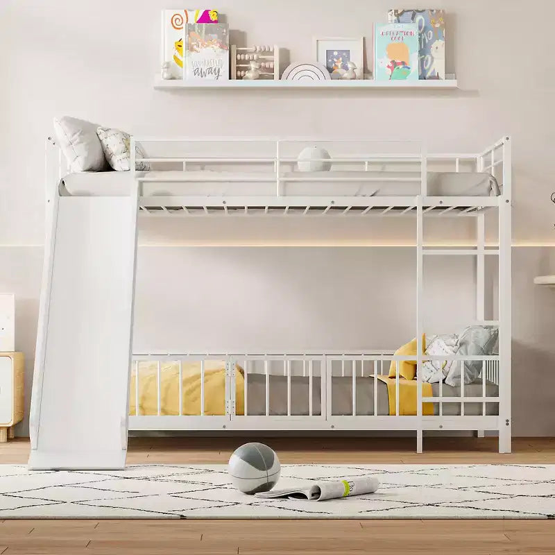 Whisen Letto a castello in metallo dal design elegante con scivolo e spondine