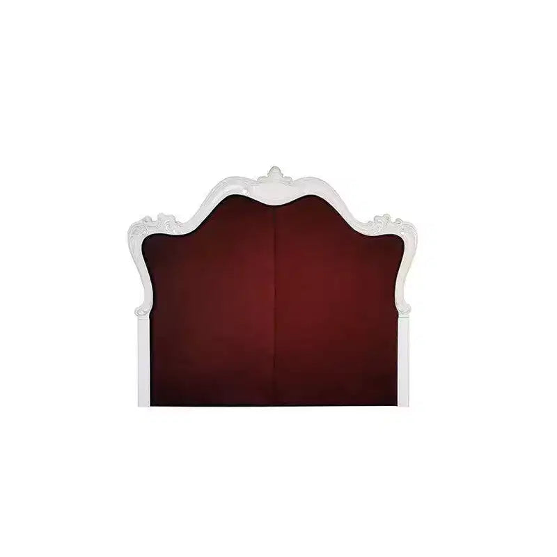 Letto matrimoniale "Eastern King" Versailles II da 99" con borchie e testiera trapuntata