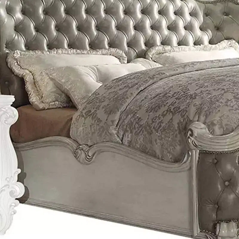 Letto matrimoniale Queen size 95" Versailles, in pelle sintetica grigio vintage e finitura bianco osso